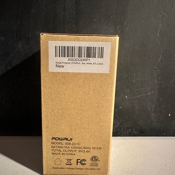 POWRUI 6-Outlet USB Wall Charger Surge Protector - White - Picture 4 of 4